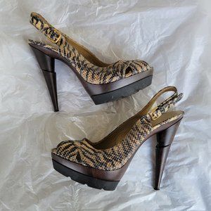 STUART WEITZMAN Snakeskin Platform Slingback Heels Shoes 8